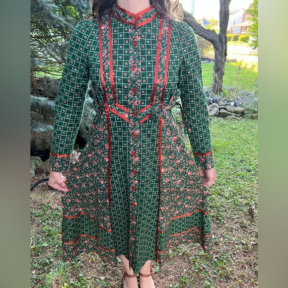 Green Gunne Sax - Picture 2 of 3